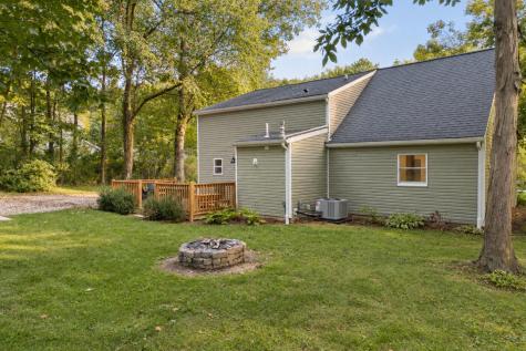 370 Valleyridge Drive Howard OH 43028