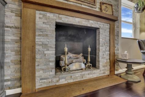 3610 Henpeck Road Utica OH 43080