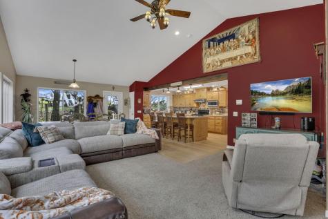 3610 Henpeck Road Utica OH 43080