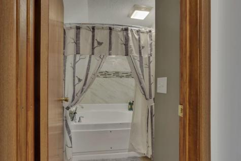 3610 Henpeck Road Utica OH 43080