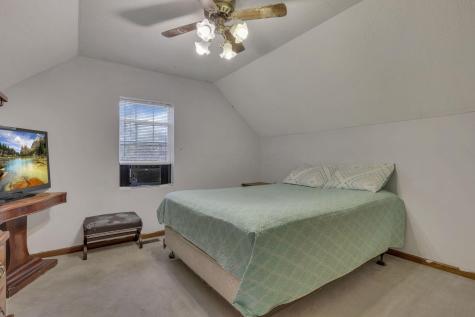 3610 Henpeck Road Utica OH 43080