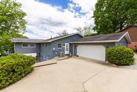 381 Northern Spy Circle Howard OH 43028