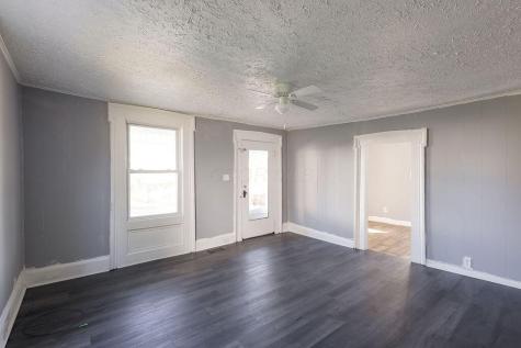 57 E Sandusky Street Fredericktown OH 43019