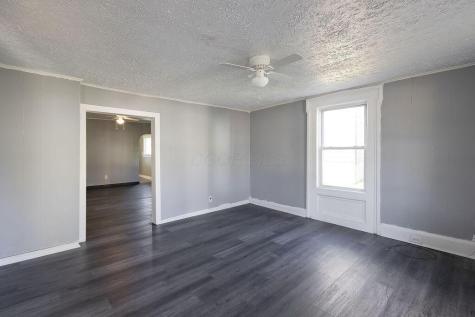 57 E Sandusky Street Fredericktown OH 43019