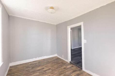 57 E Sandusky Street Fredericktown OH 43019