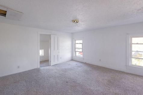 57 E Sandusky Street Fredericktown OH 43019