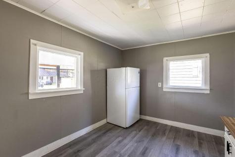 57 E Sandusky Street Fredericktown OH 43019