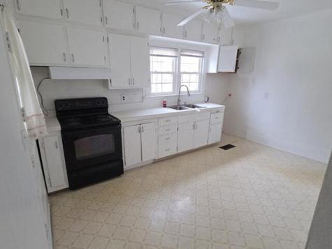 80 S Hartford Avenue Centerburg OH 43011