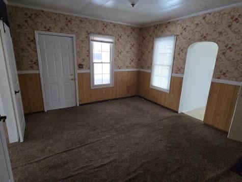 80 S Hartford Avenue Centerburg OH 43011