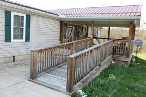 8563 Hazel Dell Road Howard OH 43028