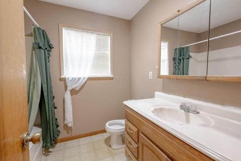 9 E South Street Danville OH 43014