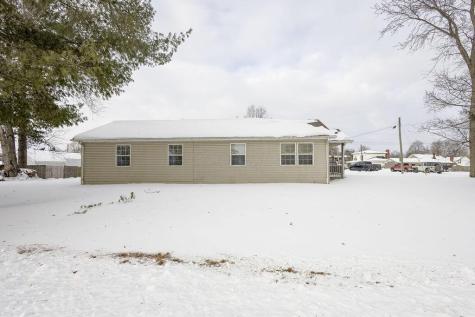 9 E South Street Danville OH 43014