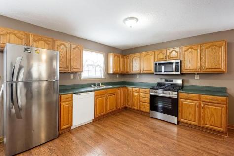 9 E South Street Danville OH 43014