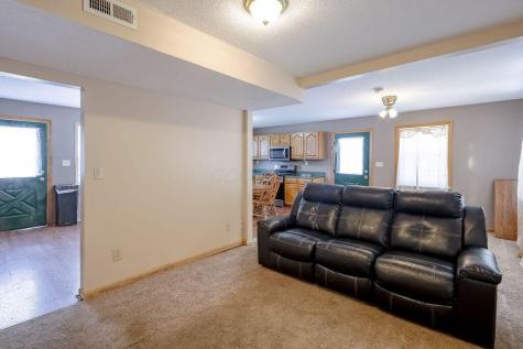 9 E South Street Danville OH 43014