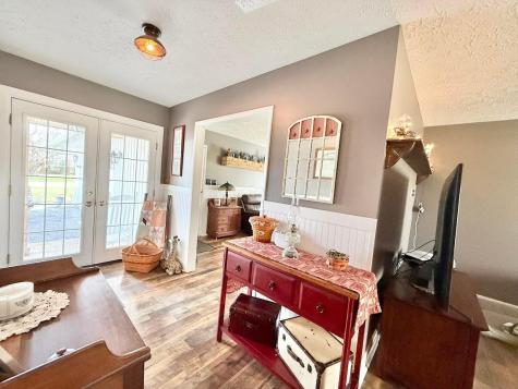 27 Meadowbrook Drive Mount Vernon OH 43050