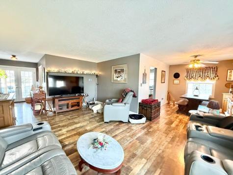 27 Meadowbrook Drive Mount Vernon OH 43050