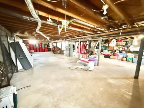 27 Meadowbrook Drive Mount Vernon OH 43050