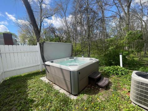 27 Meadowbrook Drive Mount Vernon OH 43050