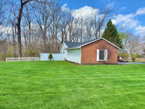 27 Meadowbrook Drive Mount Vernon OH 43050
