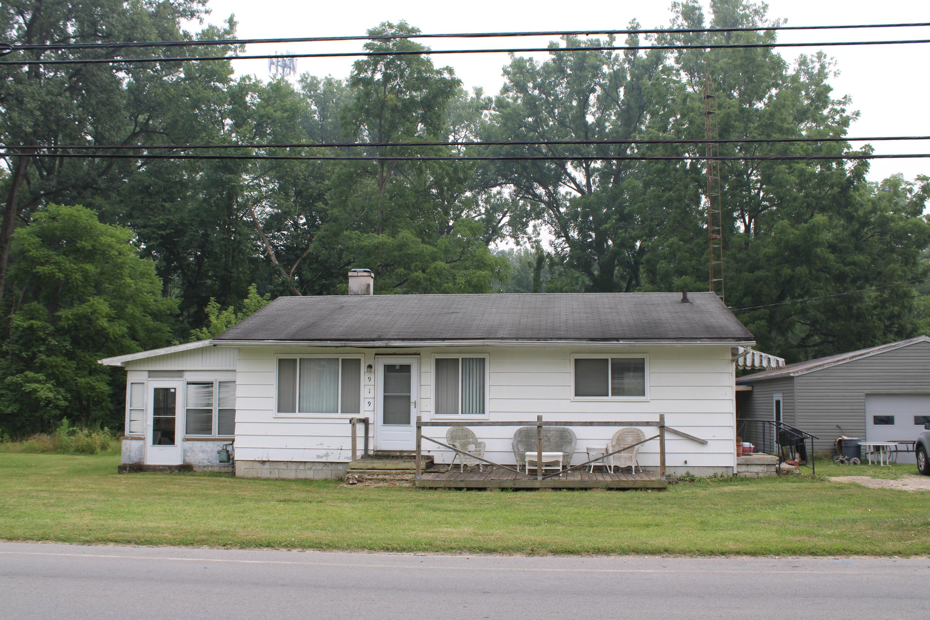 919 Charles Galion OH 44833