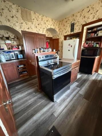 409 N Main Street Utica OH 43080