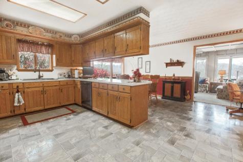 665 Highland Hills Drive Howard OH 43028
