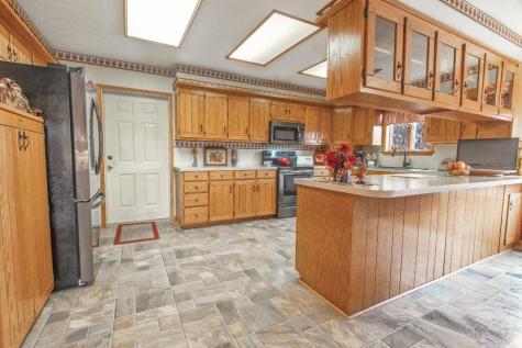 665 Highland Hills Drive Howard OH 43028