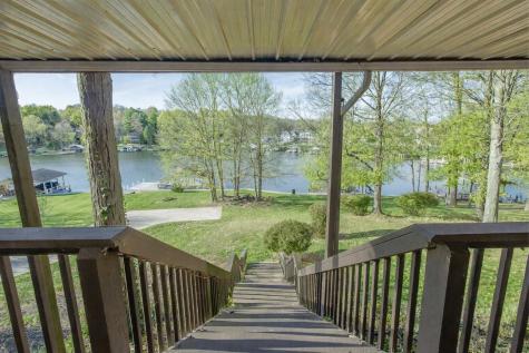 665 Highland Hills Drive Howard OH 43028