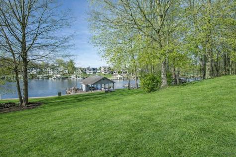 665 Highland Hills Drive Howard OH 43028