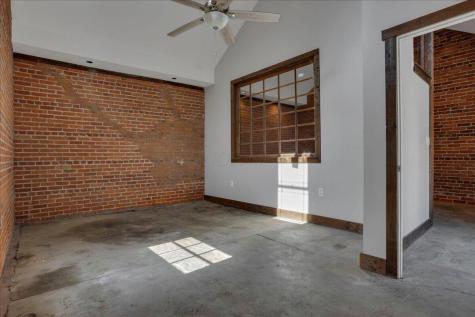 108 E Vine Street Mount Vernon OH 43050