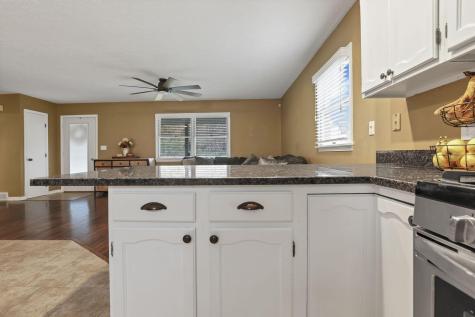 2204 Apple Valley Drive Howard OH 43028