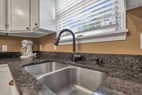 2204 Apple Valley Drive Howard OH 43028