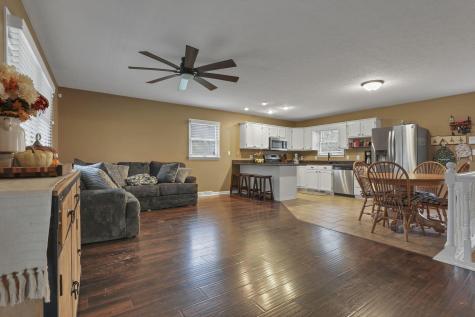 2204 Apple Valley Drive Howard OH 43028