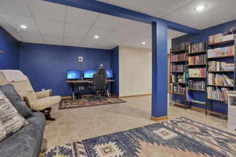 2204 Apple Valley Drive Howard OH 43028