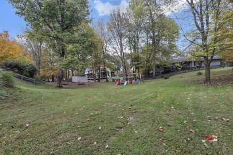 2204 Apple Valley Drive Howard OH 43028