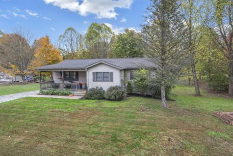 2204 Apple Valley Drive Howard OH 43028