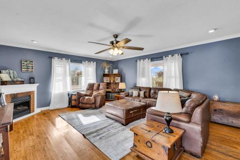 5643 Yankee Street Fredericktown OH 43019