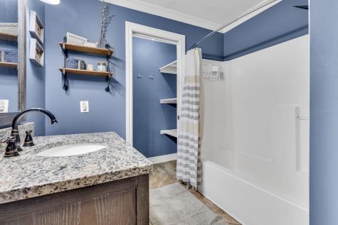 5643 Yankee Street Fredericktown OH 43019