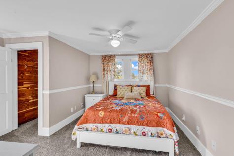 5643 Yankee Street Fredericktown OH 43019