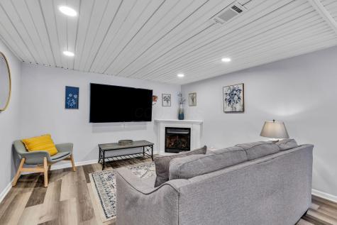 5643 Yankee Street Fredericktown OH 43019