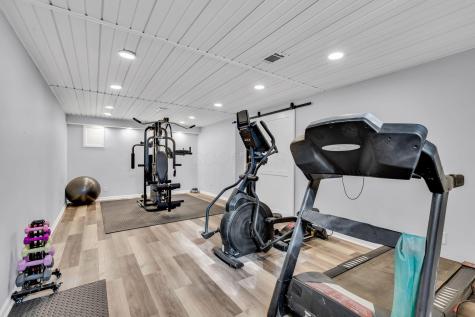 5643 Yankee Street Fredericktown OH 43019