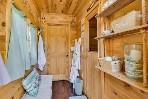 5643 Yankee Street Fredericktown OH 43019