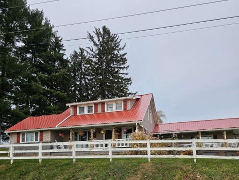 5643 Yankee Street Fredericktown OH 43019