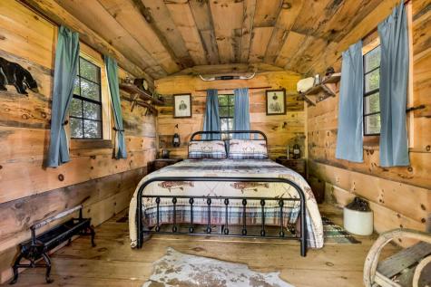 5643 Yankee Street Fredericktown OH 43019