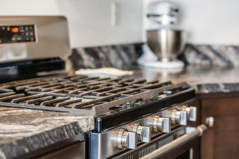 992 Country Club Drive Howard OH 43028