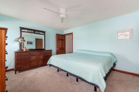 992 Country Club Drive Howard OH 43028