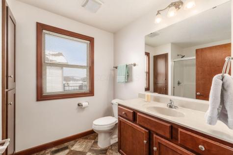 992 Country Club Drive Howard OH 43028