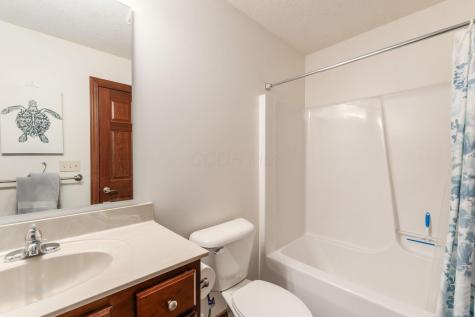 992 Country Club Drive Howard OH 43028