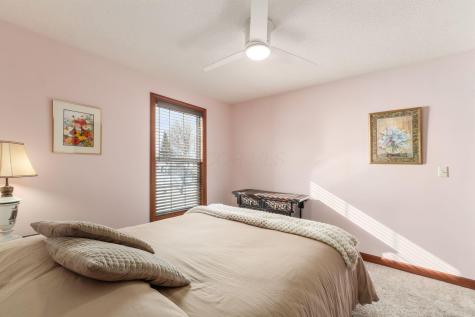 992 Country Club Drive Howard OH 43028