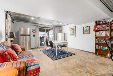 992 Country Club Drive Howard OH 43028